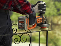   -   BLACK + DECKER BCG720M1