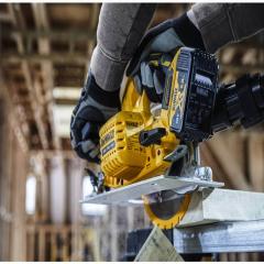    DeWALT DCS570P2 (DCS570P2)