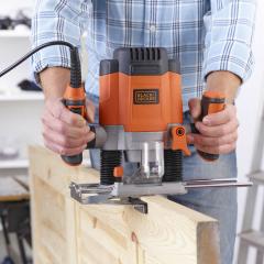   BLACK+DECKER KW1200E