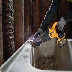    DeWALT DCS386NT (DCS386NT).